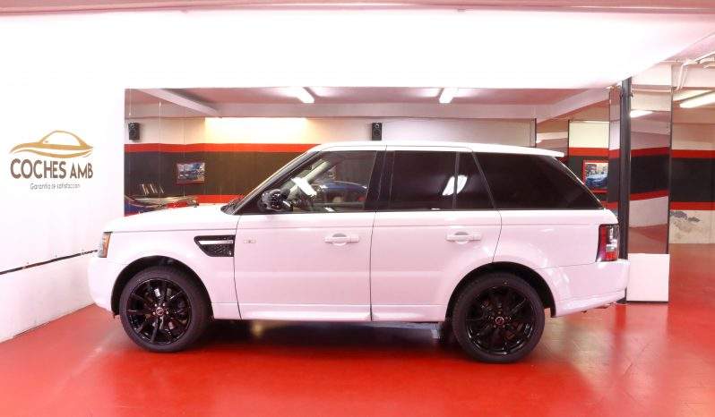 Range Rover lleno