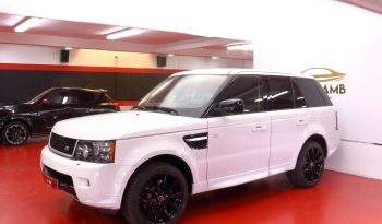 Range Rover lleno