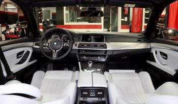 BMW M5 AKRAPOVIC 575CV lleno