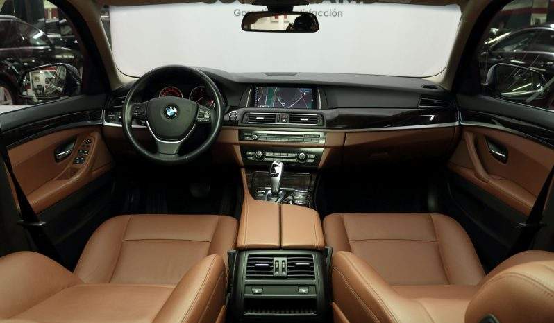 BMW 520D 190CV AUT. LUXURY LINE lleno