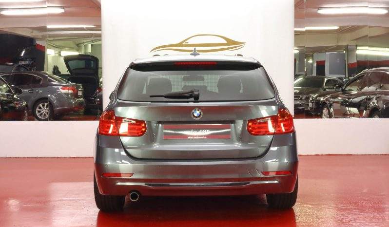 BMW Serie 3 320D TOURING lleno