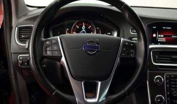 VOLVO V60 2.0 D2 Momentum Auto 5p. lleno