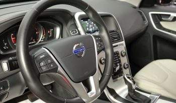 VOLVO XC60 2.0 D3 RDesign Momentum Auto 5p. lleno