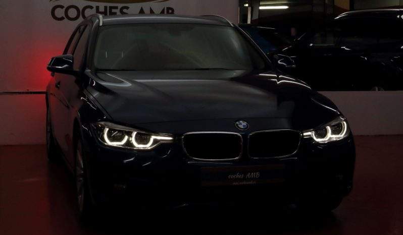 BMW Serie 3 320D TOURING lleno