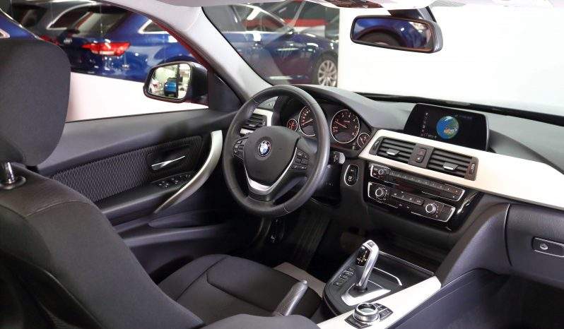 BMW Serie 3 320D TOURING lleno