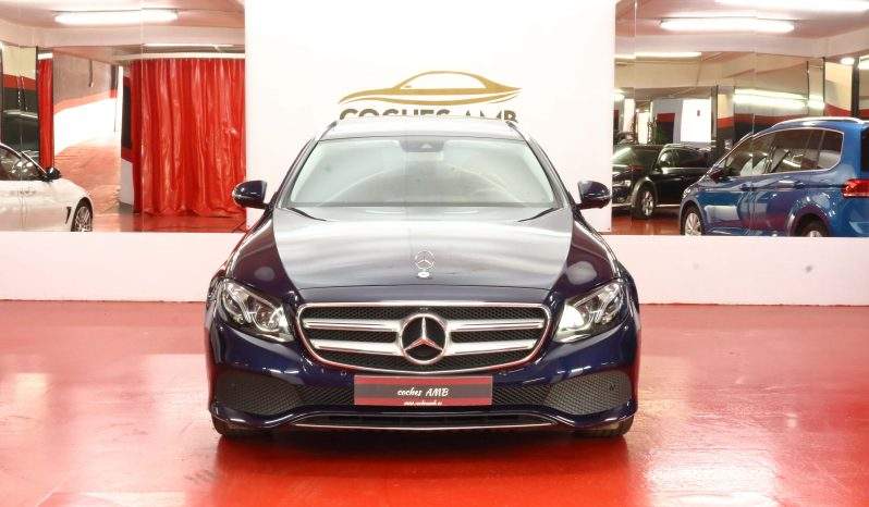 Mercedes-Benz E200 Avangarde lleno