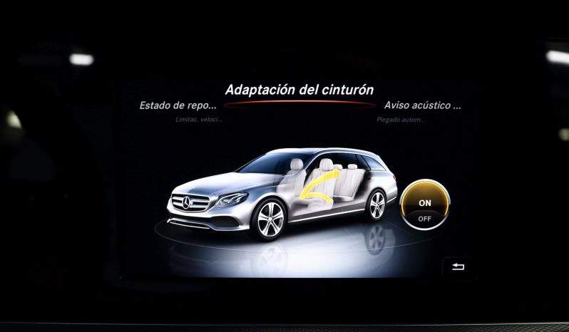 Mercedes-Benz E200 Avangarde lleno