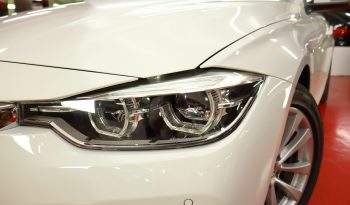 BMW 320d Touring lleno