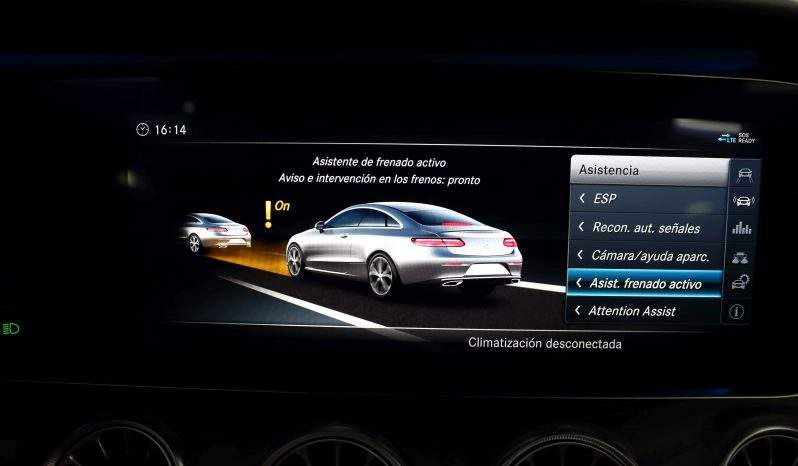 MERCEDES-BENZ Clase E Coupe E 220 d 4MATIC lleno