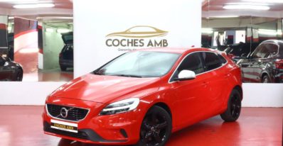 VOLVO V40 2.0 D4 RDesign Momentum Auto 5p. (0)