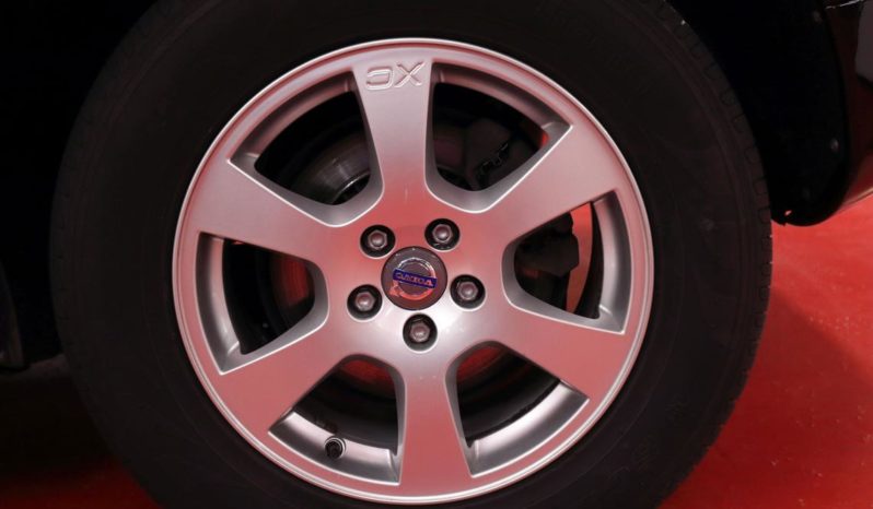VOLVO XC60 2.0 D3 Kinetic Auto 5p. lleno