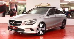 MERCEDES-BENZ Clase CLA CLA 220 d 4MATIC Shooting Brake (0)