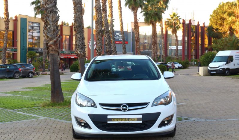 Opel Astra lleno