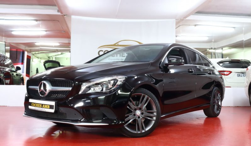 MERCEDES-BENZ CLA 220 d Shooting Brake lleno