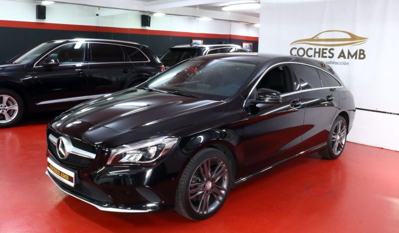 MERCEDES-BENZ CLA 220 d Shooting Brake lleno