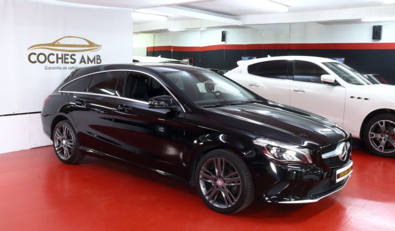 MERCEDES-BENZ CLA 220 d Shooting Brake lleno