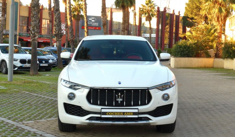 MASERATI Levante V6 275 HP D AWD lleno