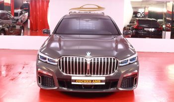 BMW Serie 7 745Le lleno