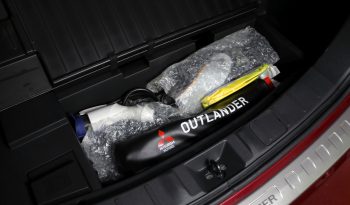 MITSUBISHI Outlander 2.0 PHEV Kaiteki Auto 4WD lleno