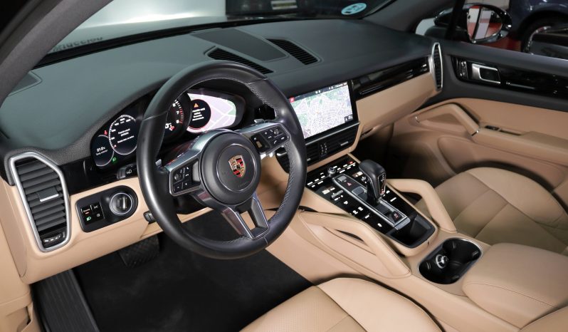 PORSCHE Cayenne lleno