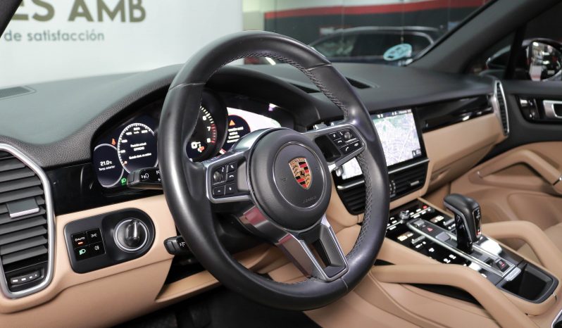 PORSCHE Cayenne lleno