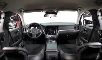 VOLVO V60 2.0 D3 Momentum lleno