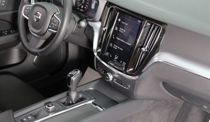 VOLVO V60 2.0 D3 Momentum lleno