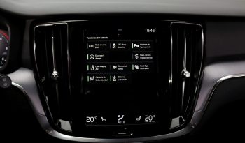 VOLVO V60 2.0 D3 Momentum lleno
