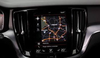 VOLVO V60 2.0 D3 Momentum lleno