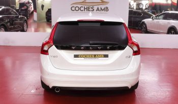 VOLVO V60 2.0 D3 Momentum lleno