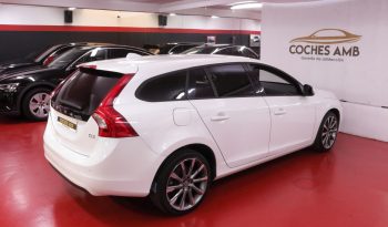 VOLVO V60 2.0 D3 Momentum lleno