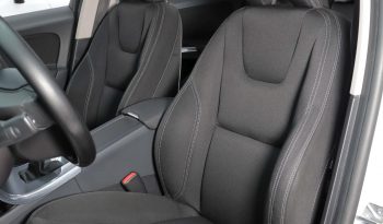 VOLVO V60 2.0 D3 Momentum lleno