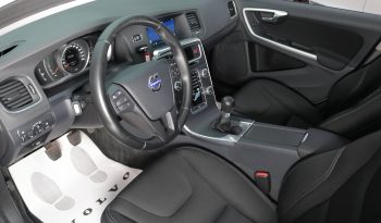 VOLVO V60 2.0 D3 Momentum lleno