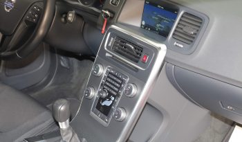 VOLVO V60 2.0 D3 Momentum lleno