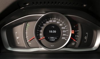 VOLVO V60 2.0 D3 Momentum lleno
