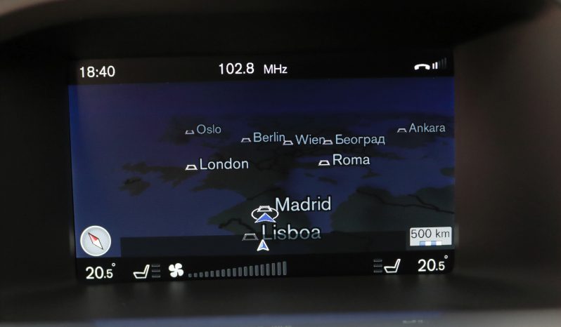VOLVO V60 2.0 D3 Momentum lleno