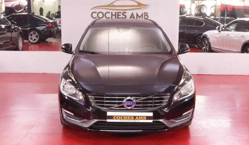 VOLVO V60 2.0 D3 Momentum lleno