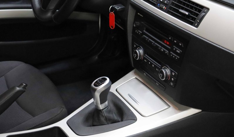 BMW 320D TOURING lleno
