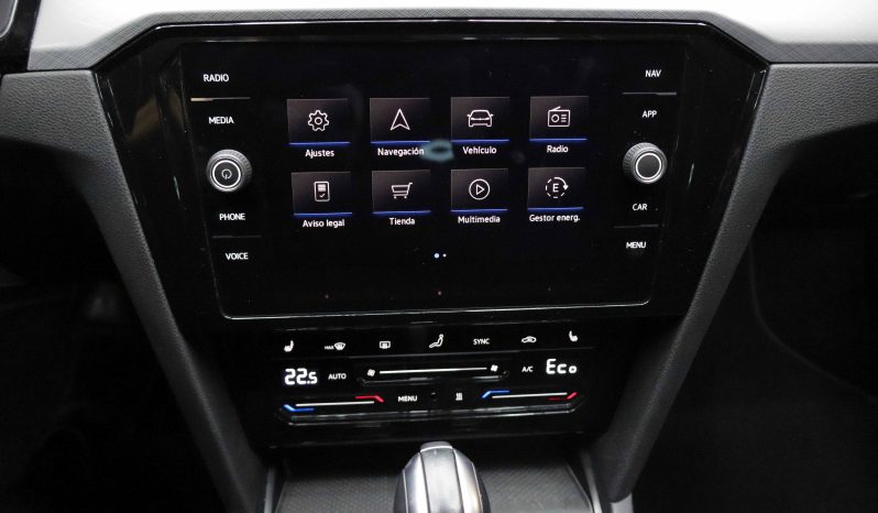 VOLKSWAGEN Passat Variant GTE lleno
