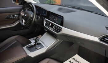 BMW 330e lleno