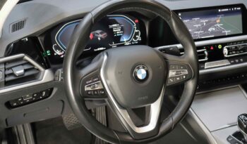 BMW 330e lleno