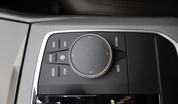 BMW 330e lleno