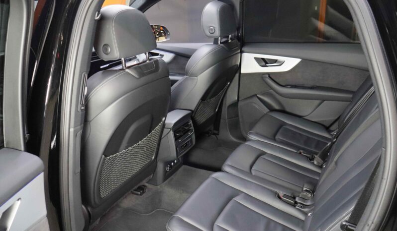 AUDI Q7 S line 60TFSIe quattro lleno
