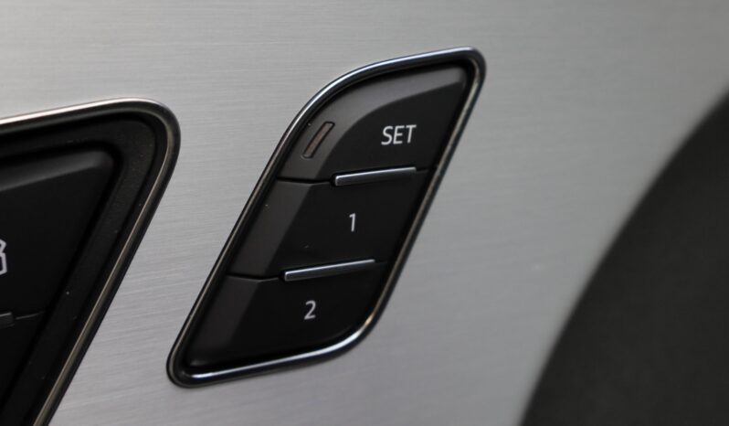 AUDI Q7 S line 60TFSIe quattro lleno