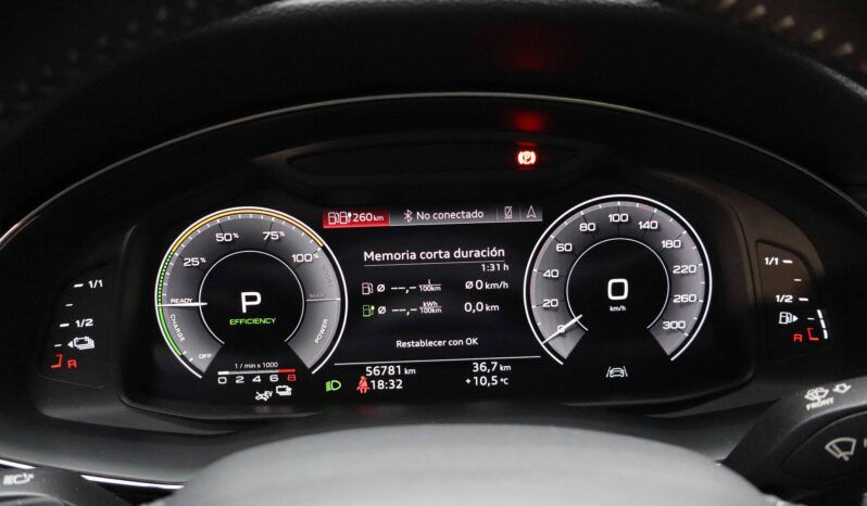 AUDI Q7 S line 60TFSIe quattro lleno