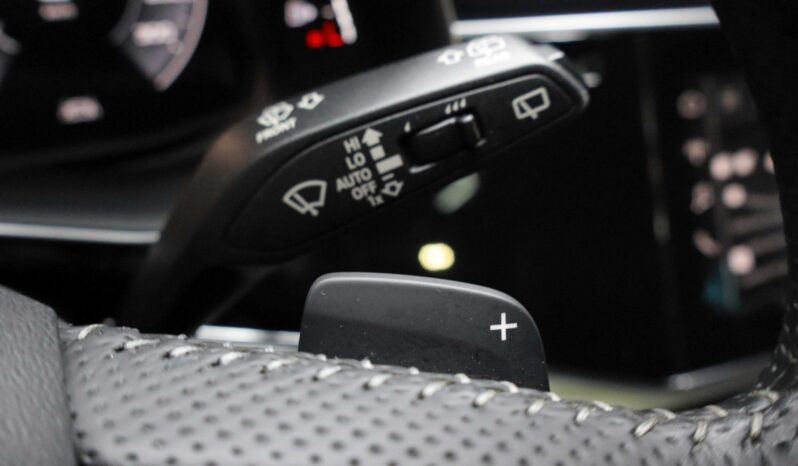 AUDI Q7 S line 60TFSIe quattro lleno
