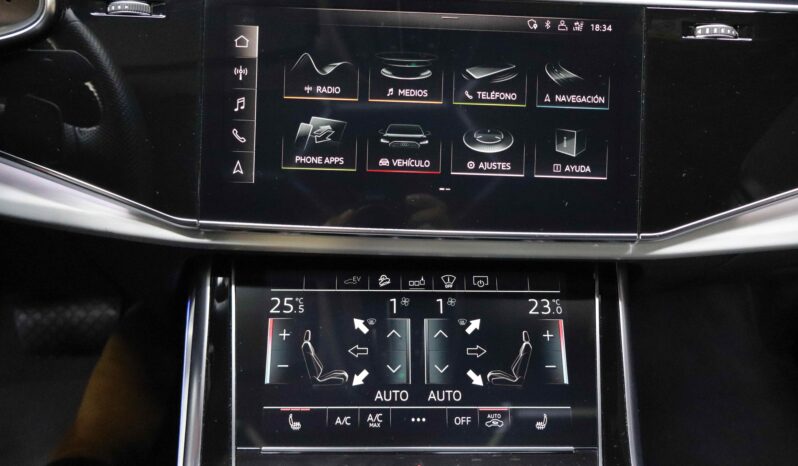 AUDI Q7 S line 60TFSIe quattro lleno