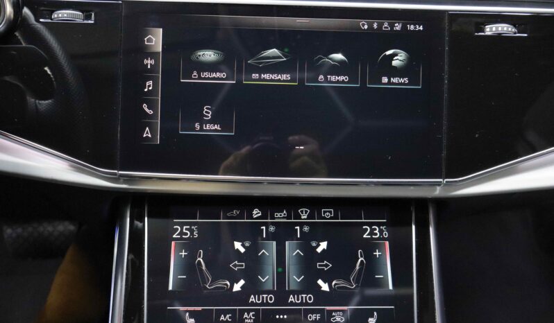 AUDI Q7 S line 60TFSIe quattro lleno