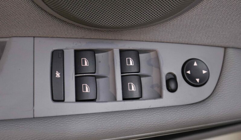 BMW 320D lleno