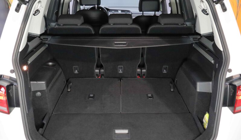 VOLKSWAGEN Touran 2.0 TDI lleno